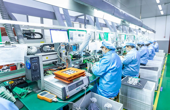 Antistatic Work Gloves for Electronics Manufacturing